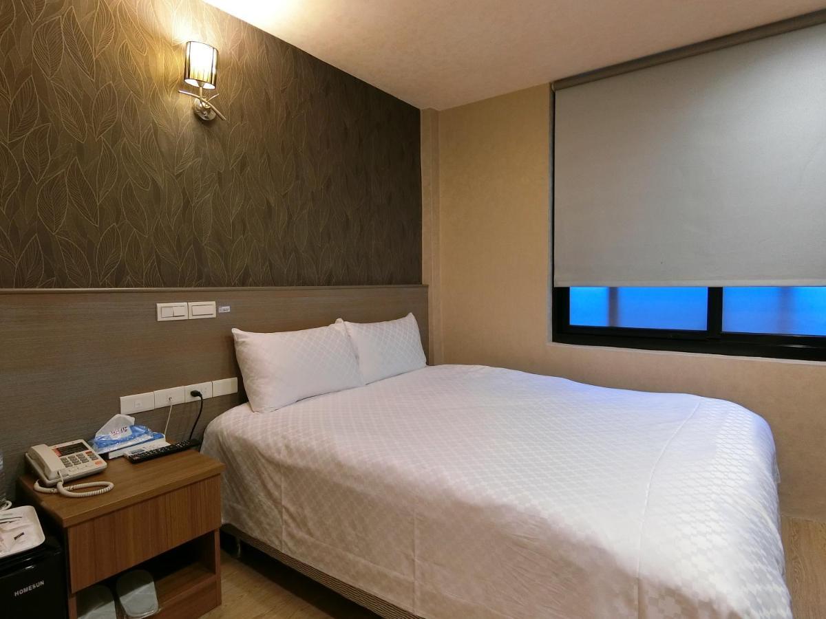 Taiwan Seven Days Boutique Hotel Taipei Exterior photo