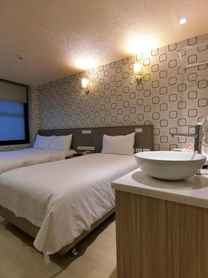 Taiwan Seven Days Boutique Hotel Taipei Exterior photo